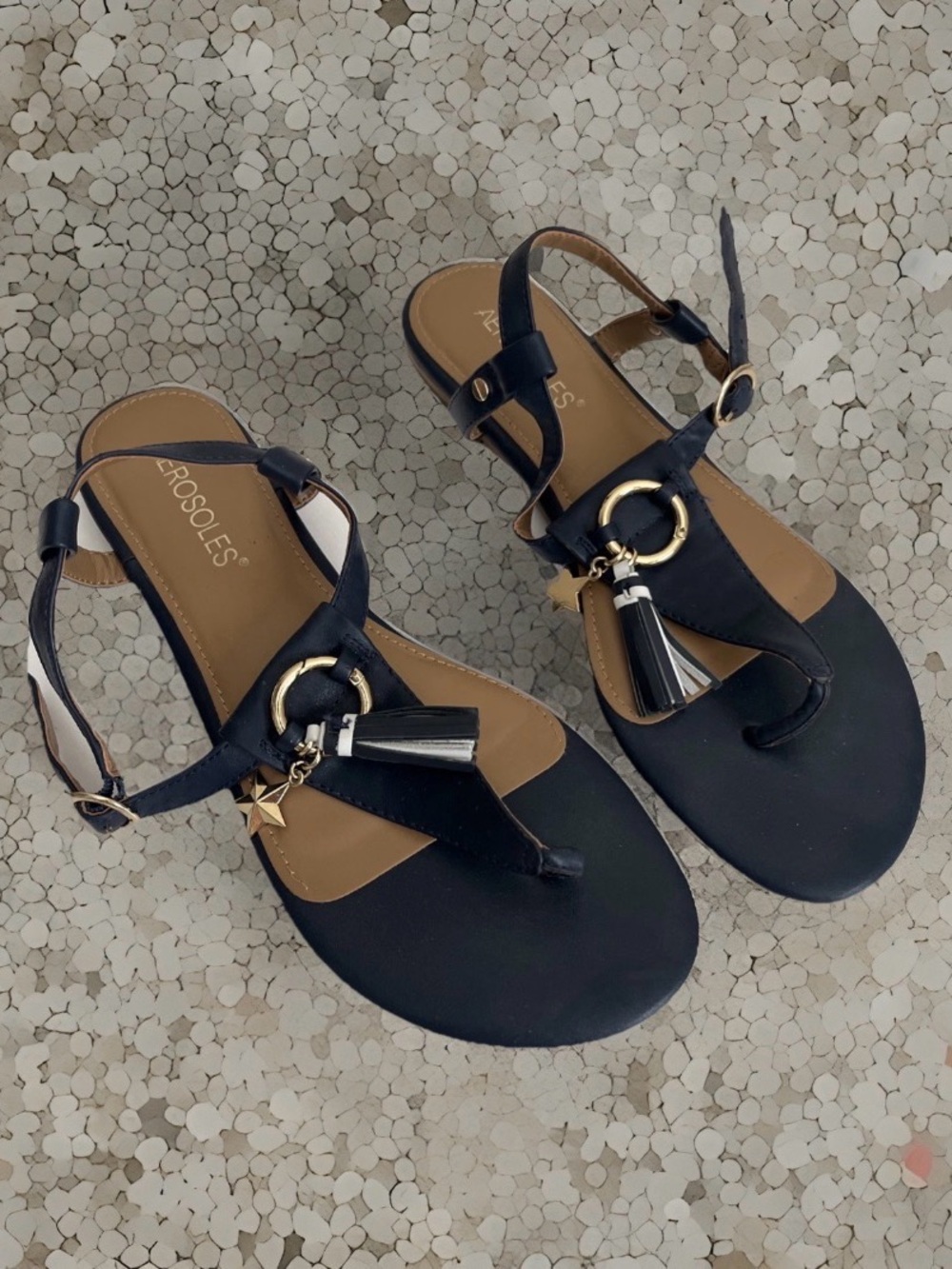 Aerosoles Thong Sandal Navy Blue w Tassel & Star Accents Ankle Buckle Ladies 8.5